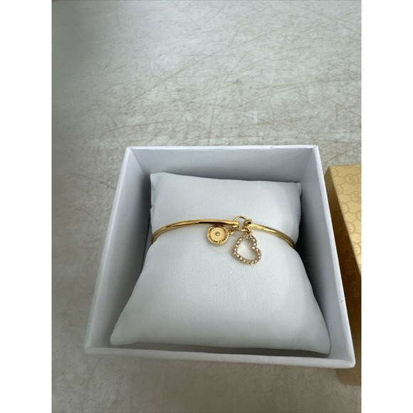 NWT MICHAEL KORS MKJX759710 GOLD-TONE LOGO HEART CHARM BRACELET - Picture 4 of 6